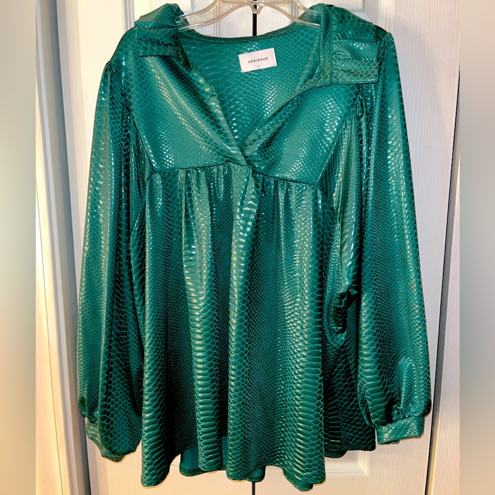 Adrienne snake print leather top in green